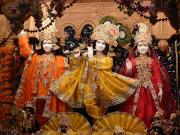 tempio, vrindavana, yamuna, gopinath bhavan, parikrama